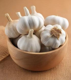 Garlic - Organically Grown (Loose) thumbnail